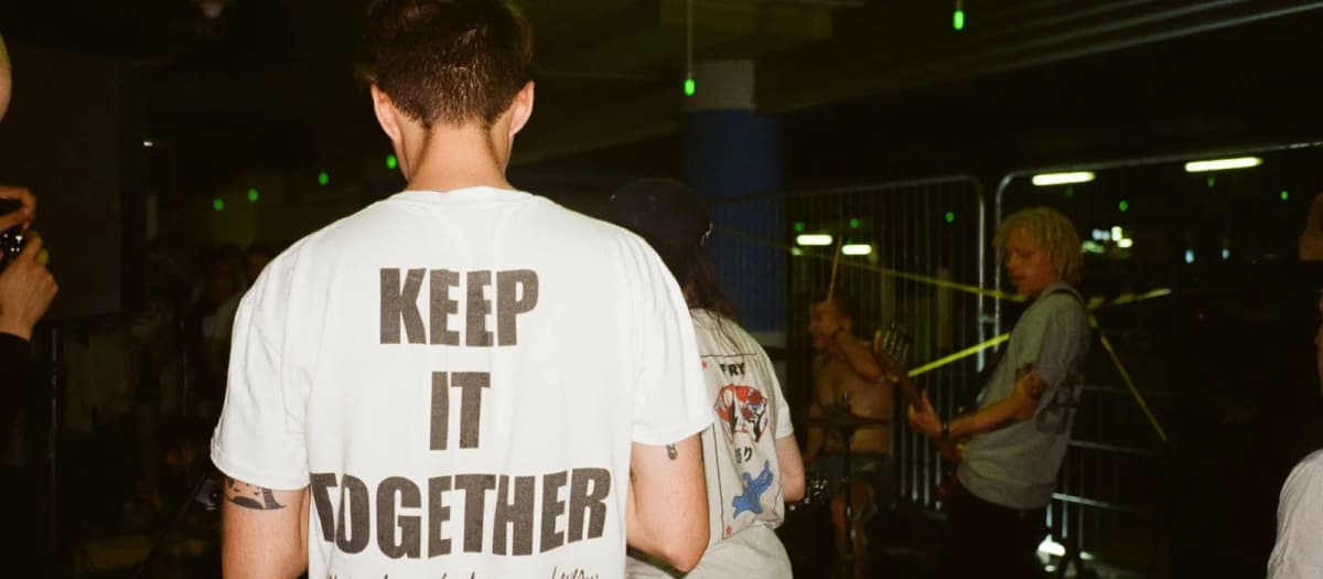 Eigenes Merchandise erstellen: Der Guide für Bands, Vereine und Creator
